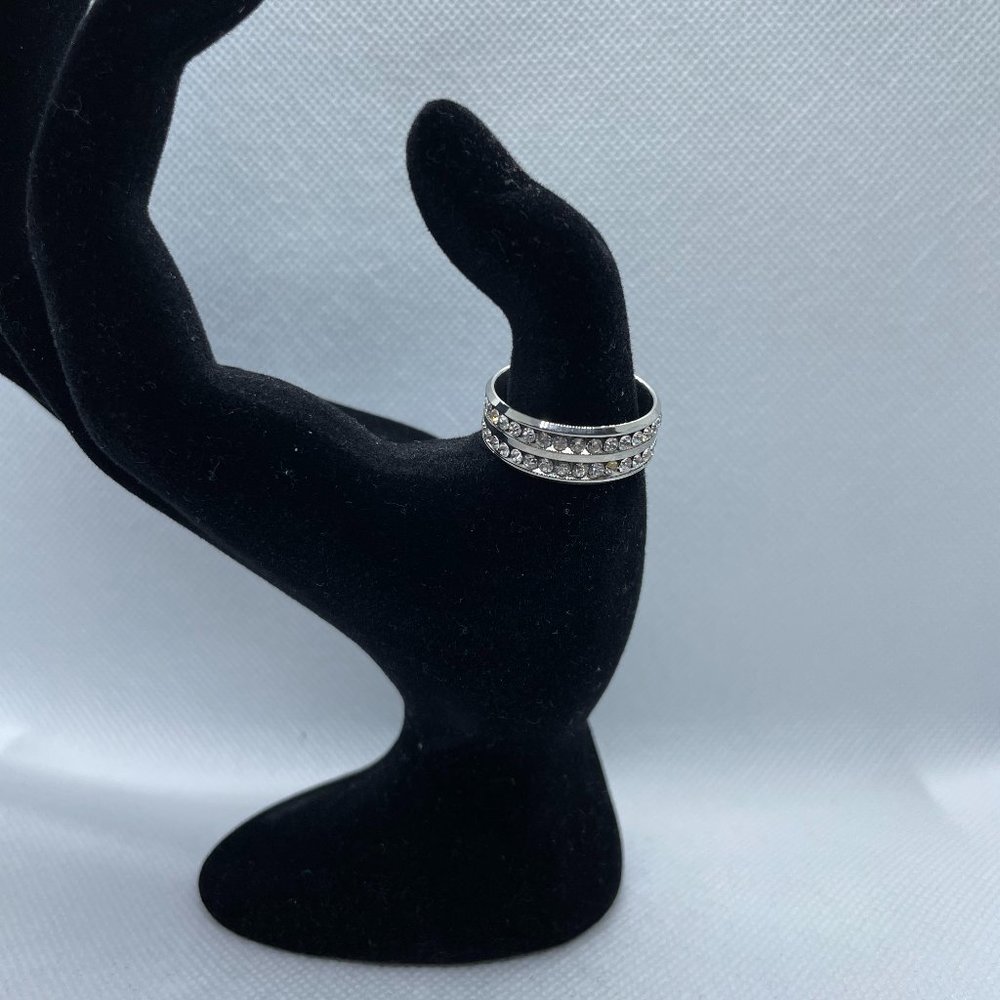 Silver Ring - White/Clear Crystals